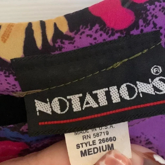 Vintage Notations Floral Top - Picture 4 of 4